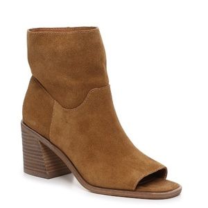 NEW Lucky Brand Heeled Boots